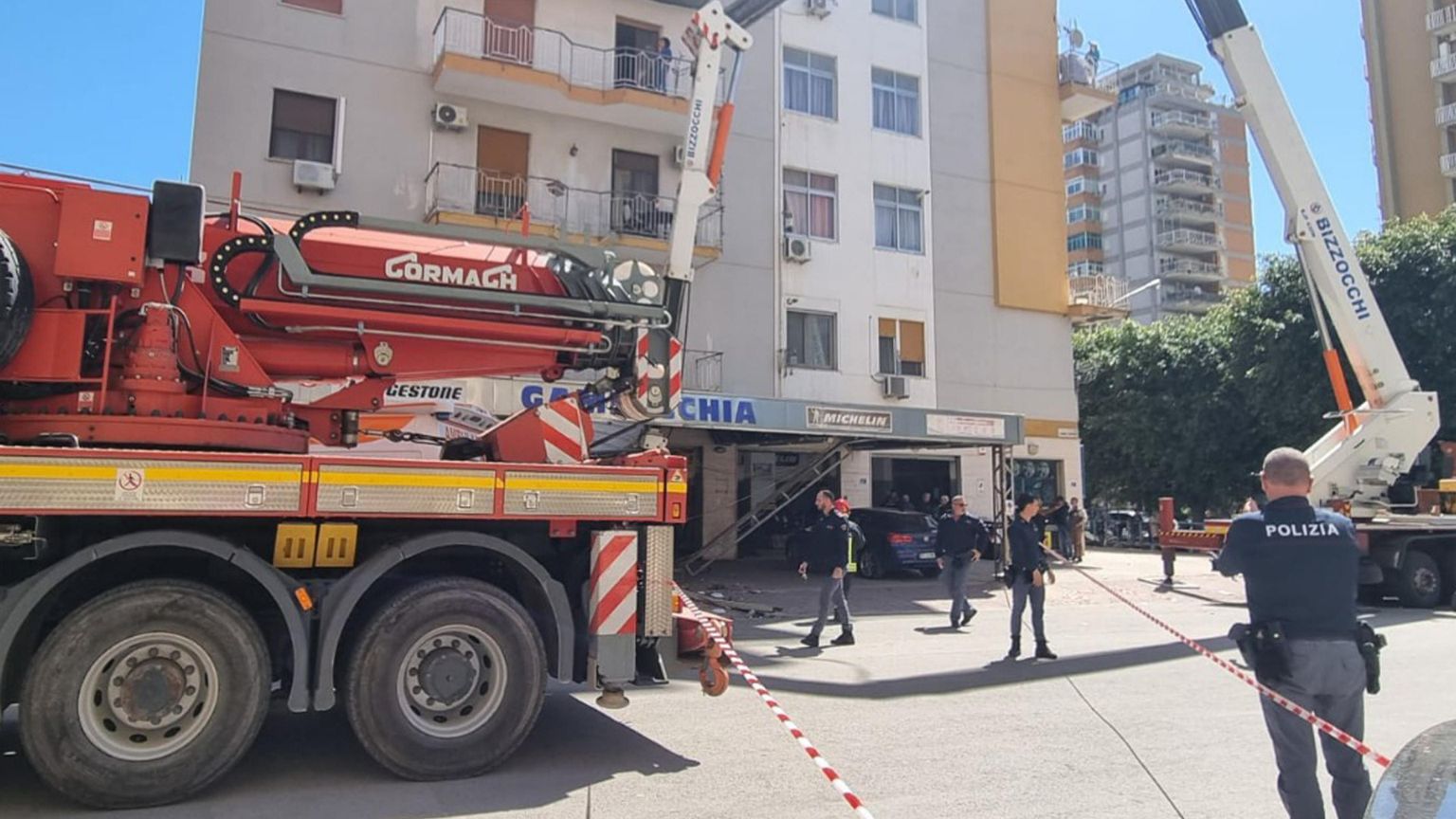 I fantasmi del "cantiere Italia" appaiono solo quando muoiono