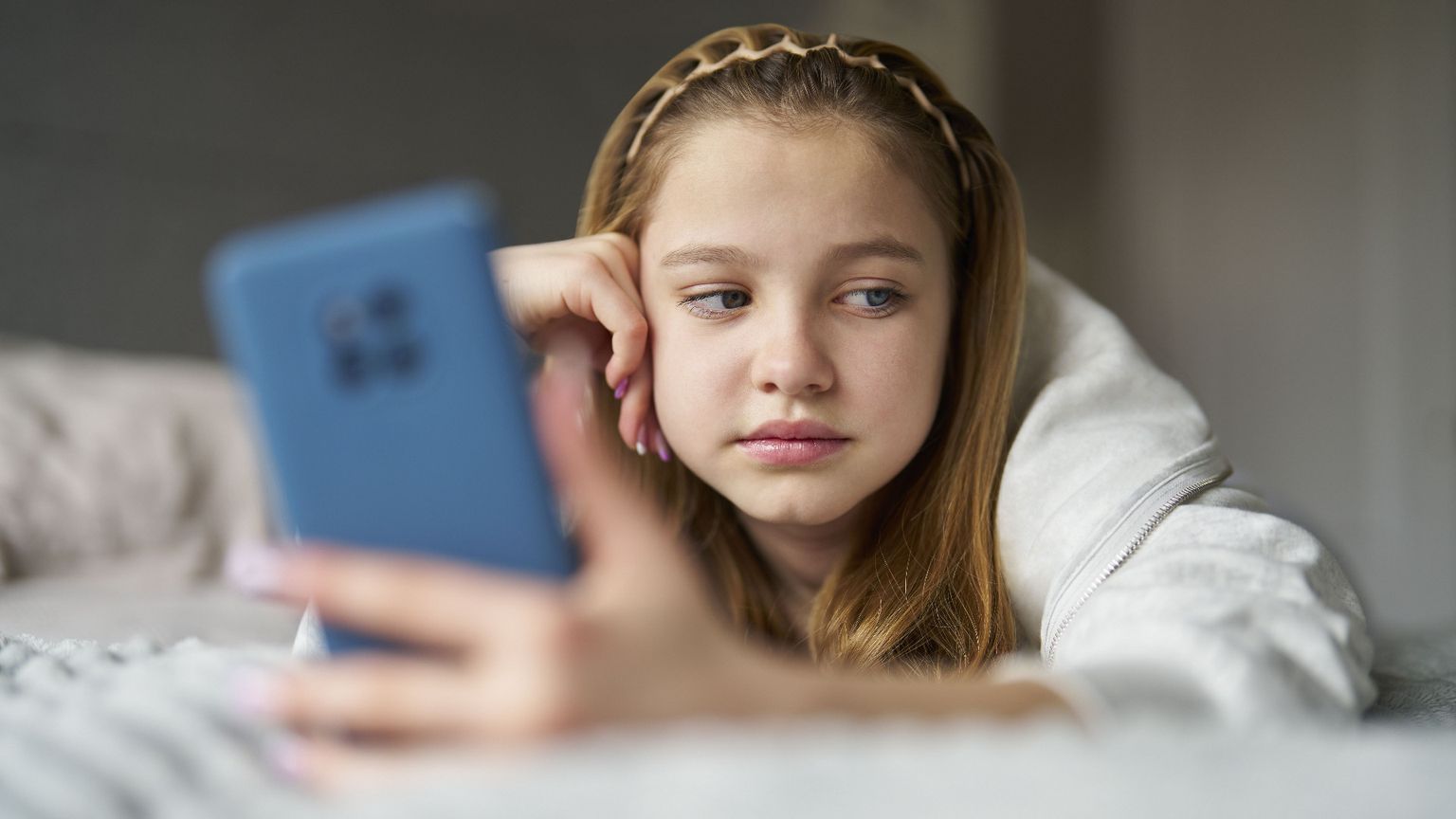 Ora che si è capito il problema degli smartphone, ripartiamo dai genitori