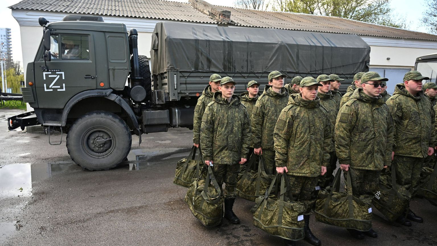 In Russia la campagna di reclutamento militare entra nelle università