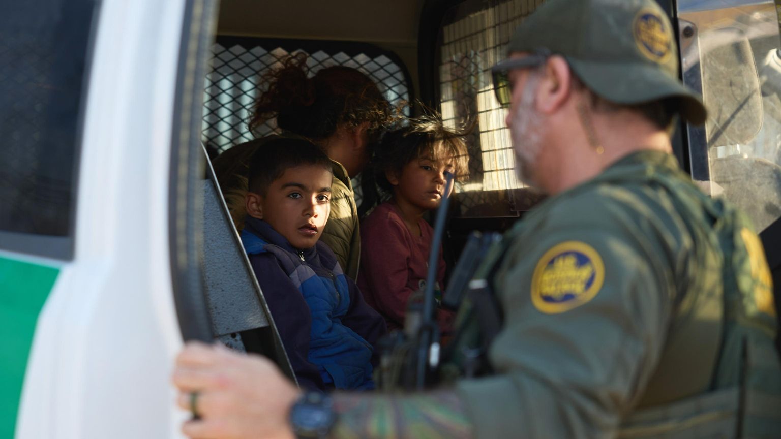 Immigrati sul confine messicano