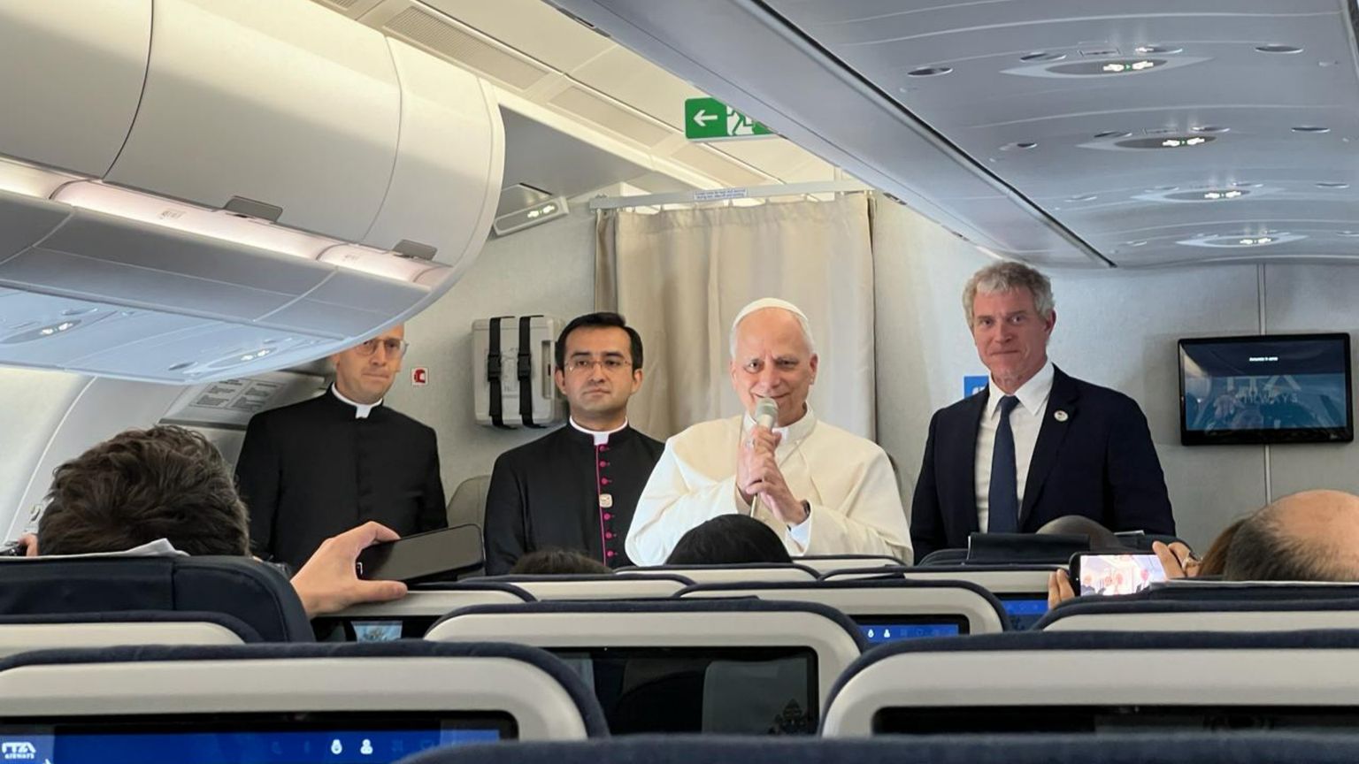 Leone XIV: papa Francesco, dono per la Chiesa e per il mondo intero