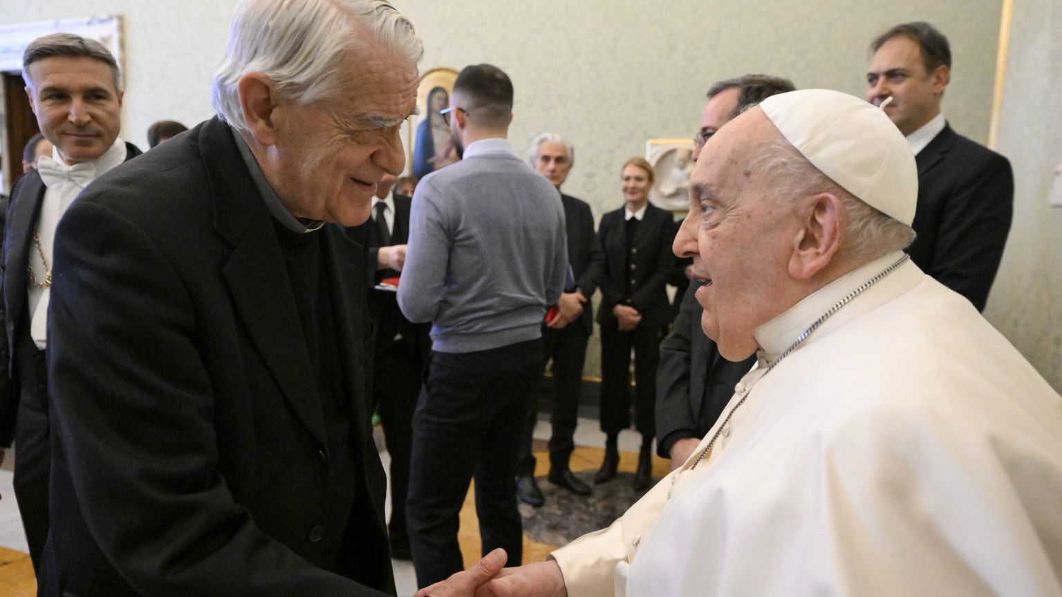 Padre Lombardi ricorda papa Francesco: «Così ha rivoluzionato la comunicazione vaticana»