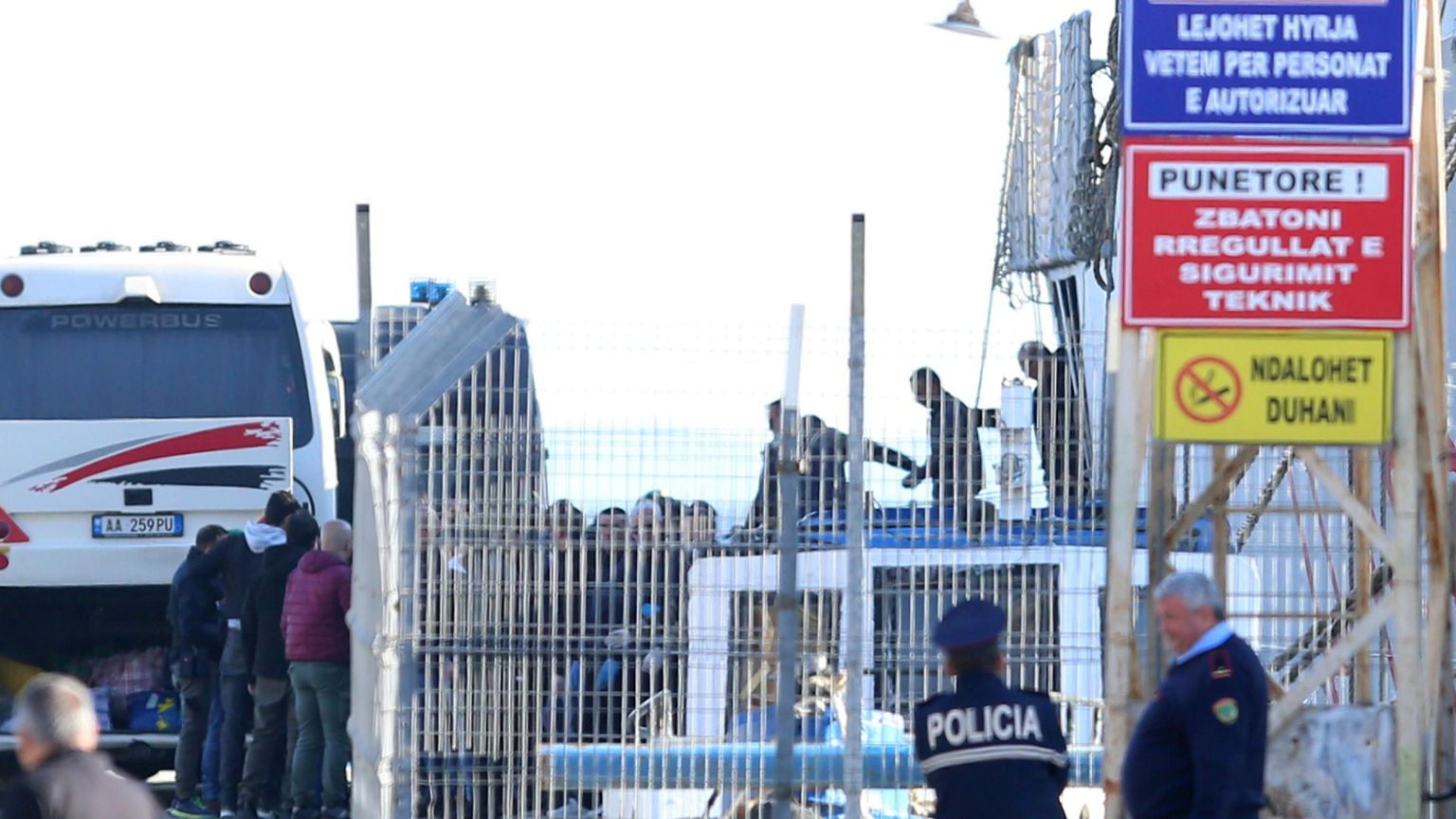 Sicurezza, è il venerdì dei due decreti. Ma i dubbi di costituzionalità restano