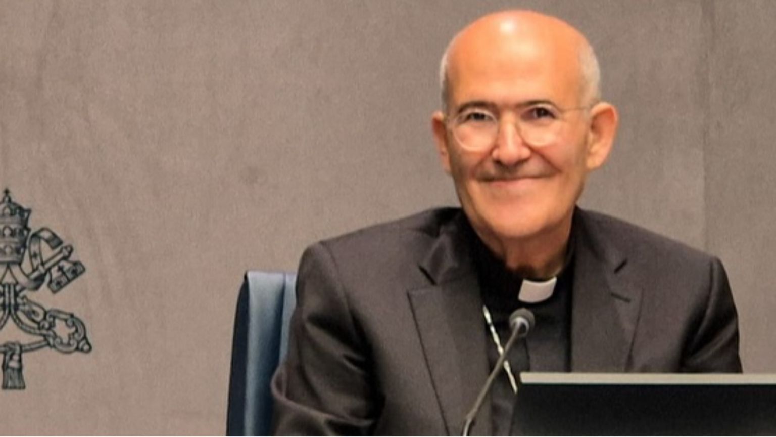 Tolentino dà voce (in poesia) all’allegria dei Tropici