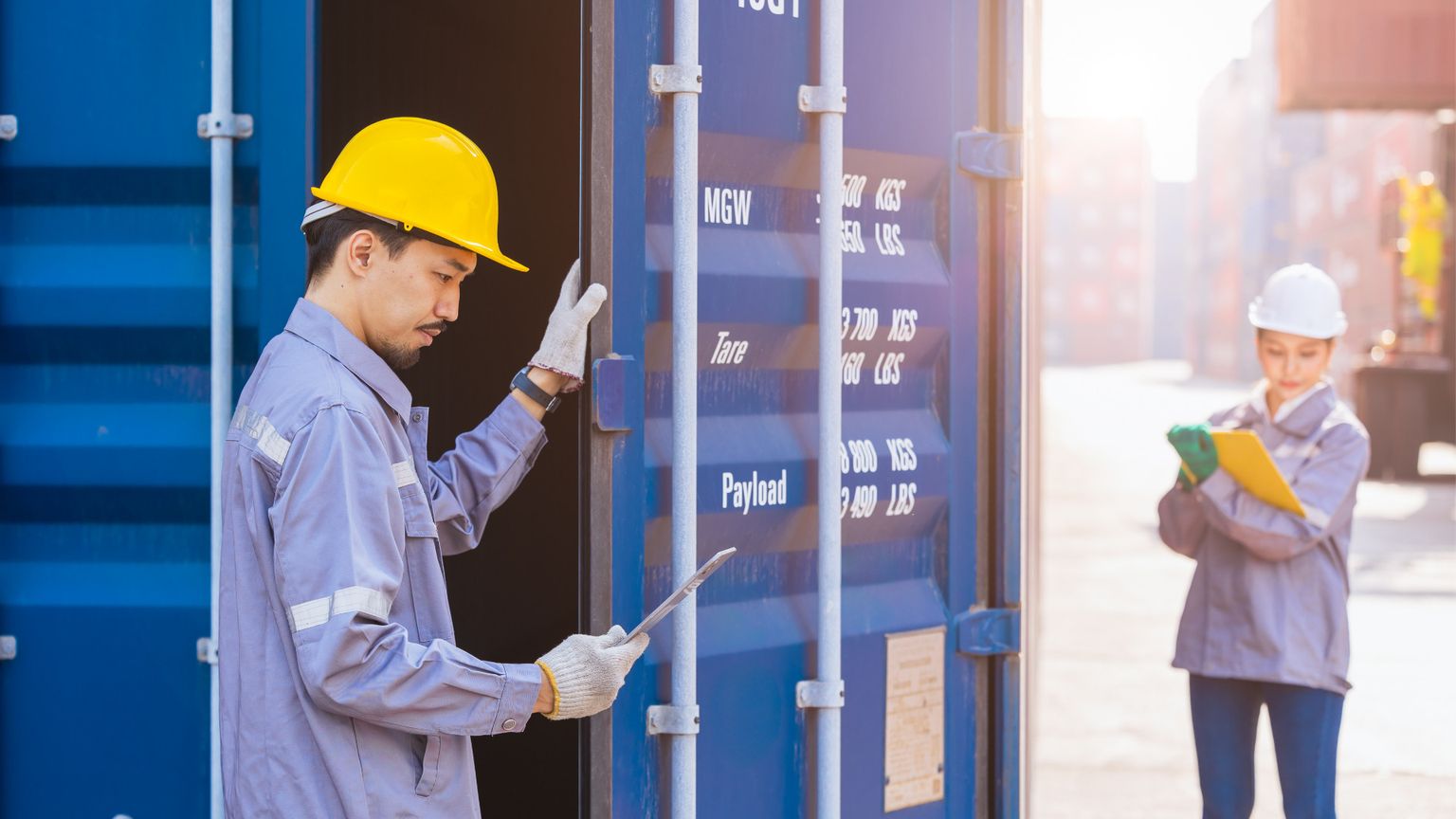 Il Giappone (che invecchia) apre al lavoro straniero