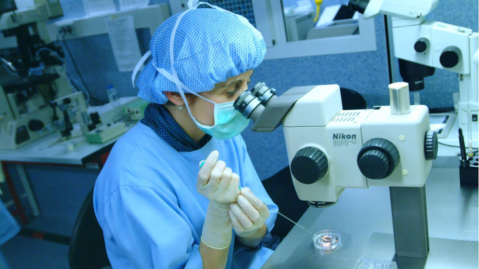 “In Utero”, in tv il desiderio del figlio trasformato in diritto