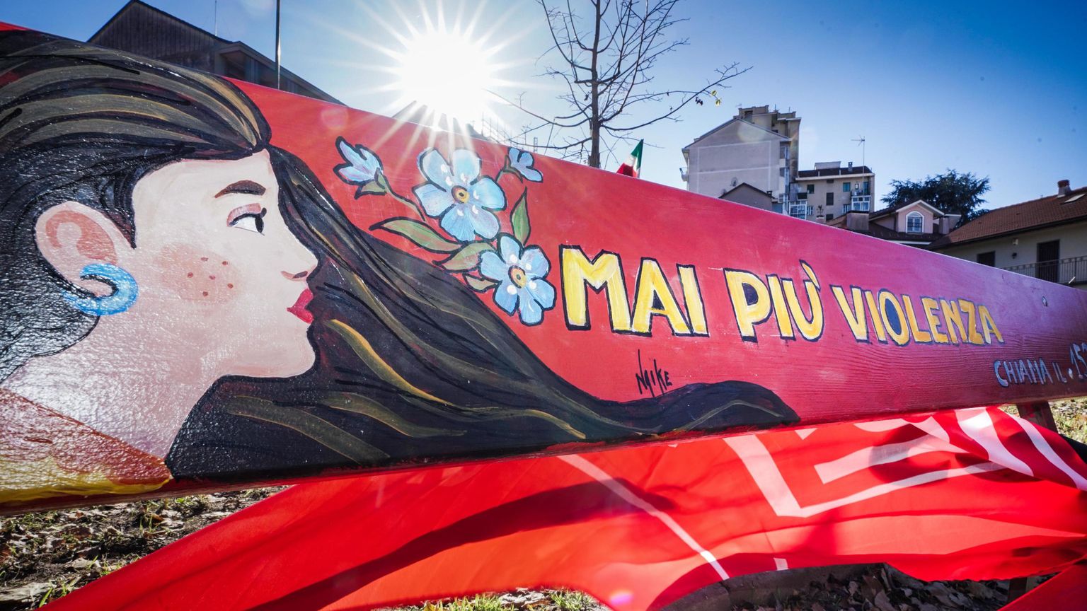 La violenza economica si combatte con conoscenza, autonomia e responsabilità condivisa