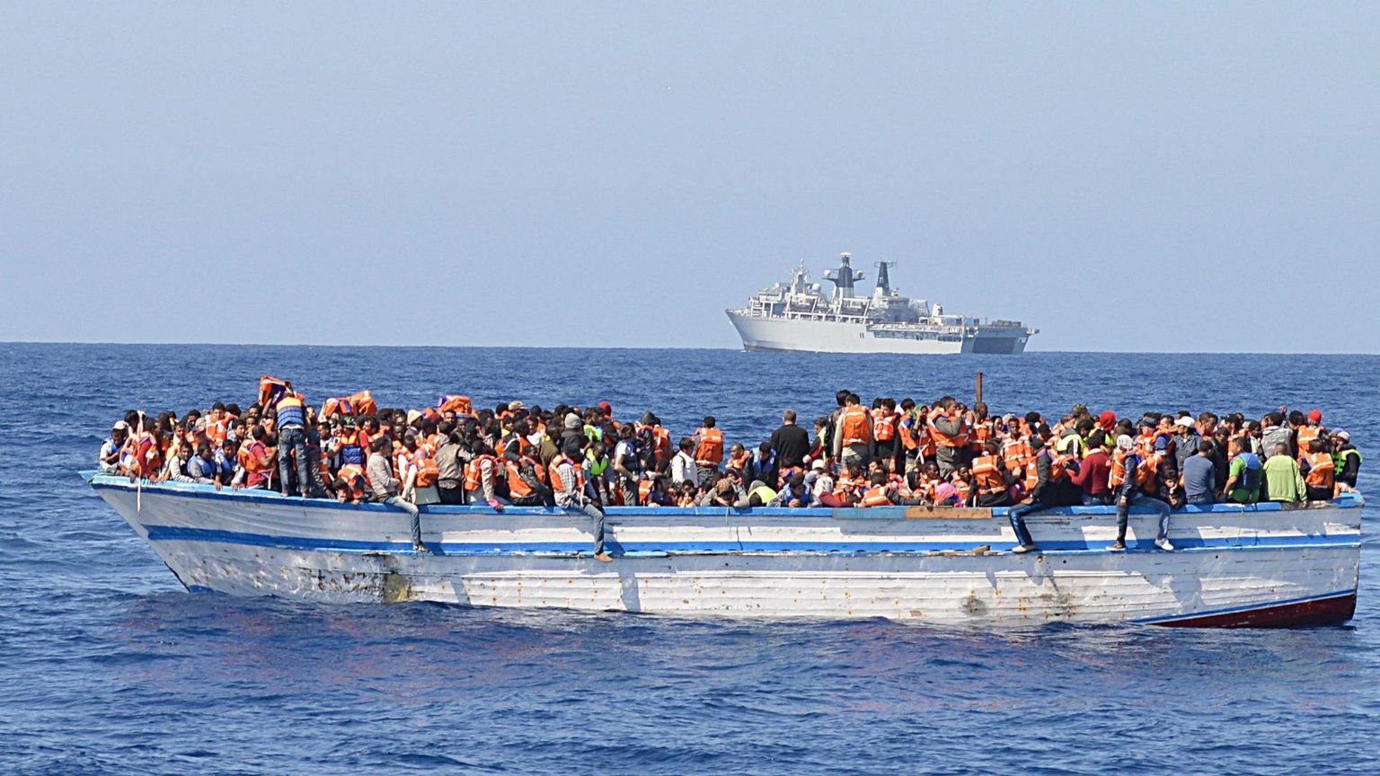 Dalla Libia lungo la nuova "rotta greca": 17 migranti morti
