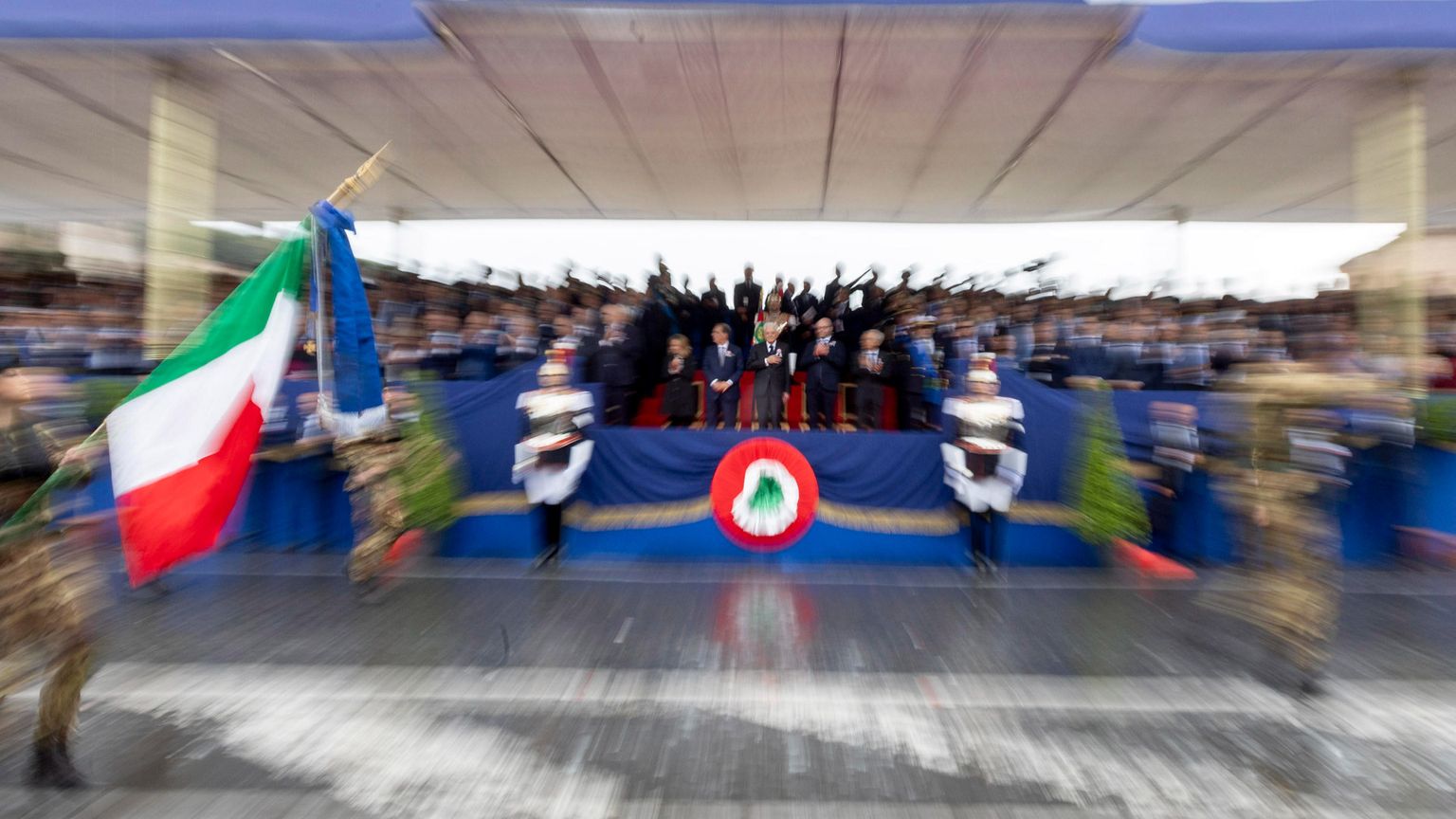 «Con voi per un 2 giugno che non sia la festa delle armi»