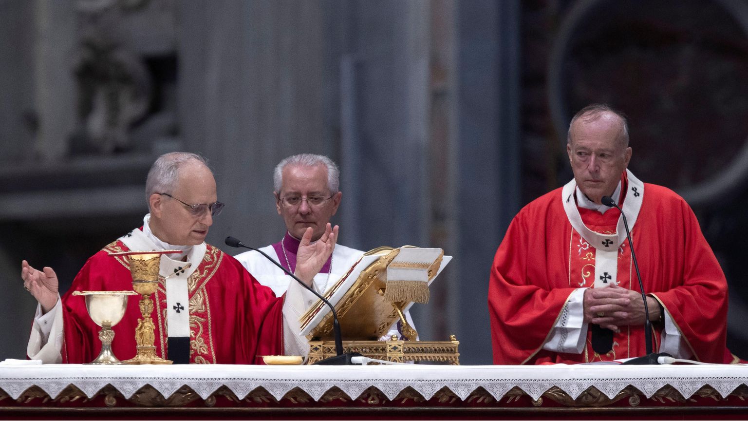 Il cardinale McElroy assieme a Leone XIV durante la Messa celebrata in San Pietro lo scorso 29 giugno per i santi Pietro e Paolo