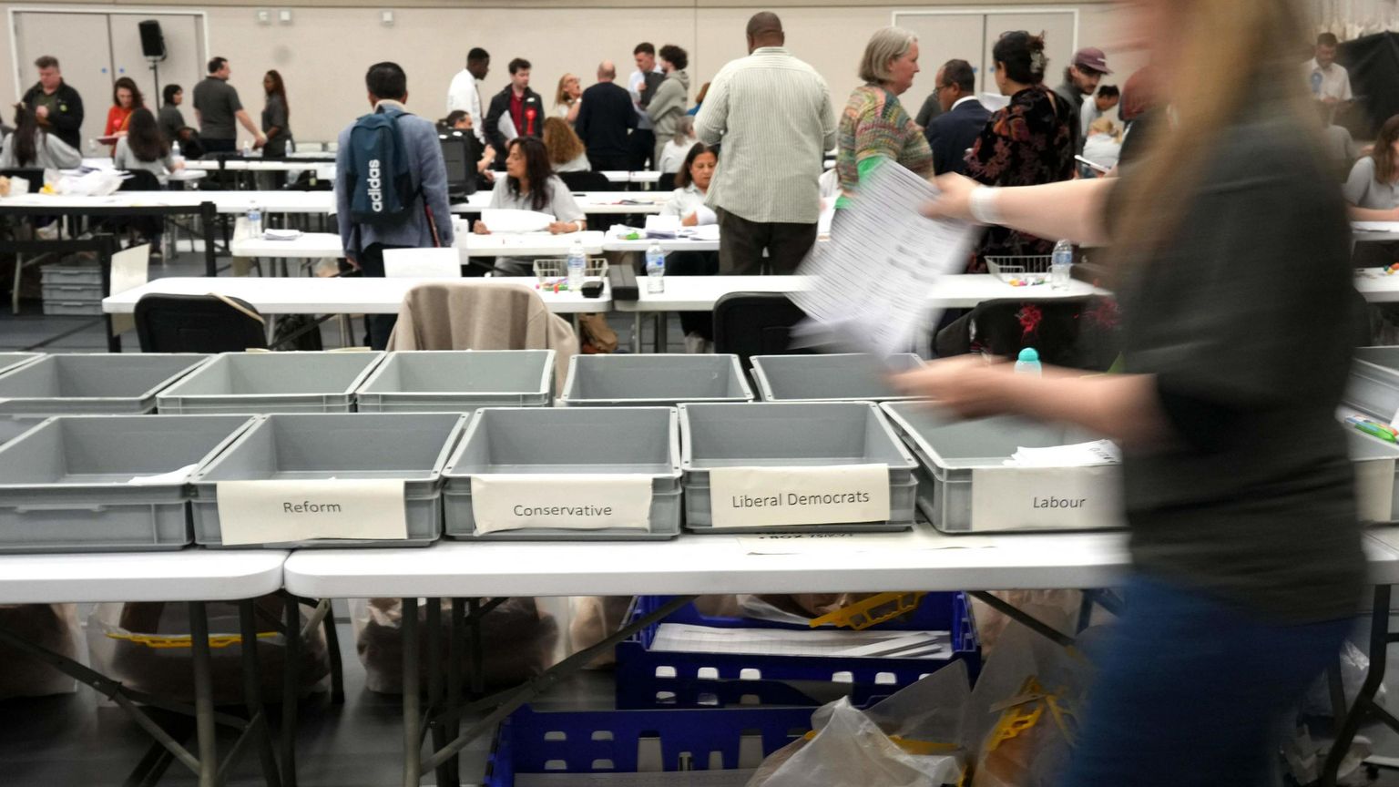 Bye-bye Labour, sulla Gran Bretagna soffia ancora il voto populista