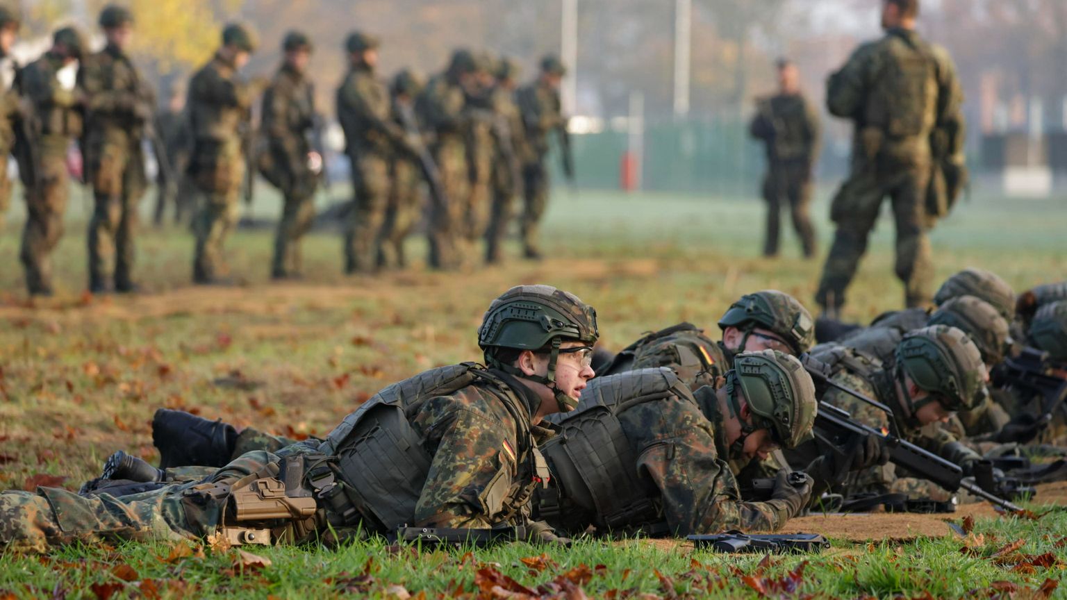 In Germania il clima di guerra si sente: un 18enne su tre è disposto a fare il soldato