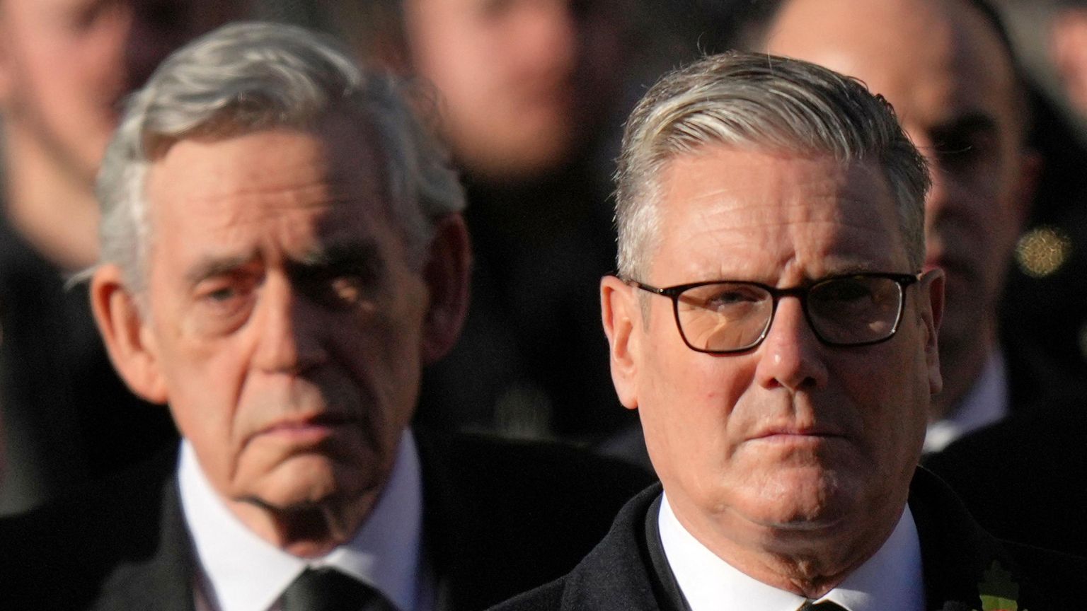 Nel Regno Unito Starmer ha ripescato Gordon Brown per navigare la crisi post-voto
