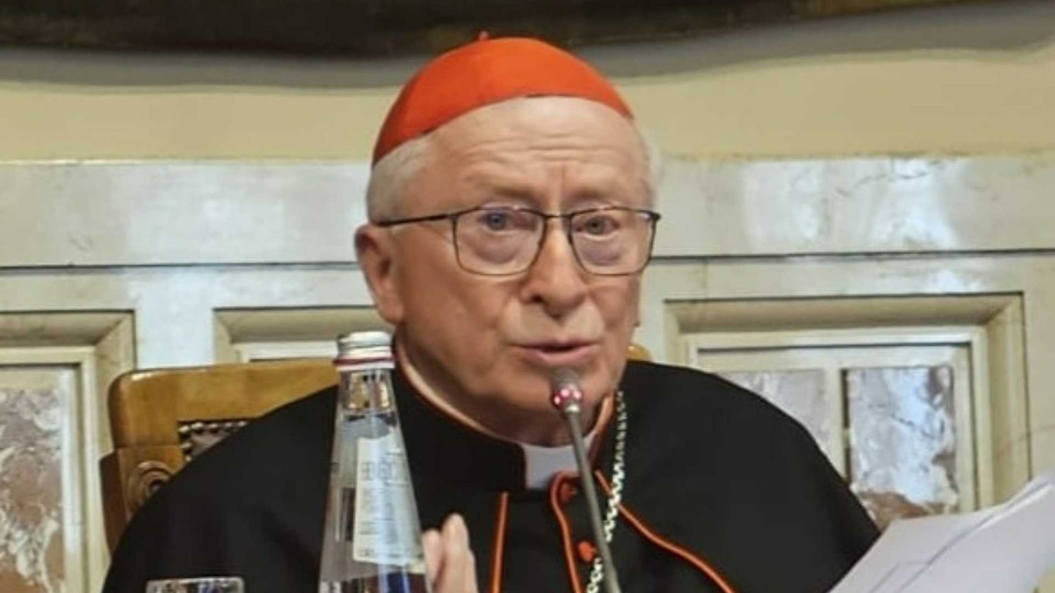 «Rendiamo più umano l’umano, altro che transumanesimo»