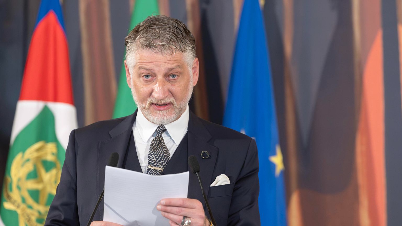 Il ministro Giuli "licenzia" i vertici del suo staff