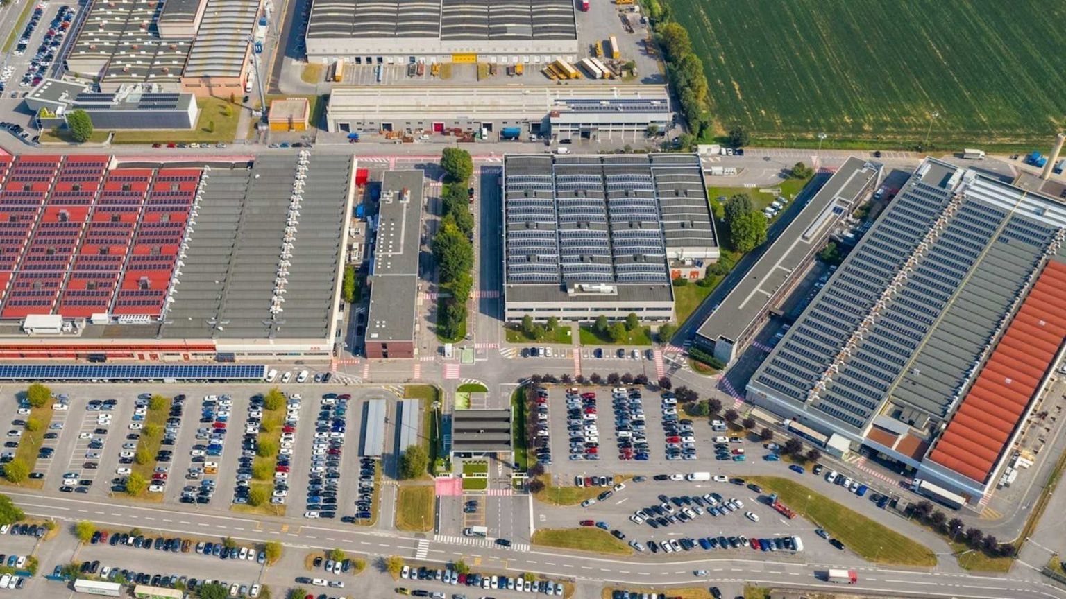 Assunzioni nel digitale, nell'elettrico e nel vetro