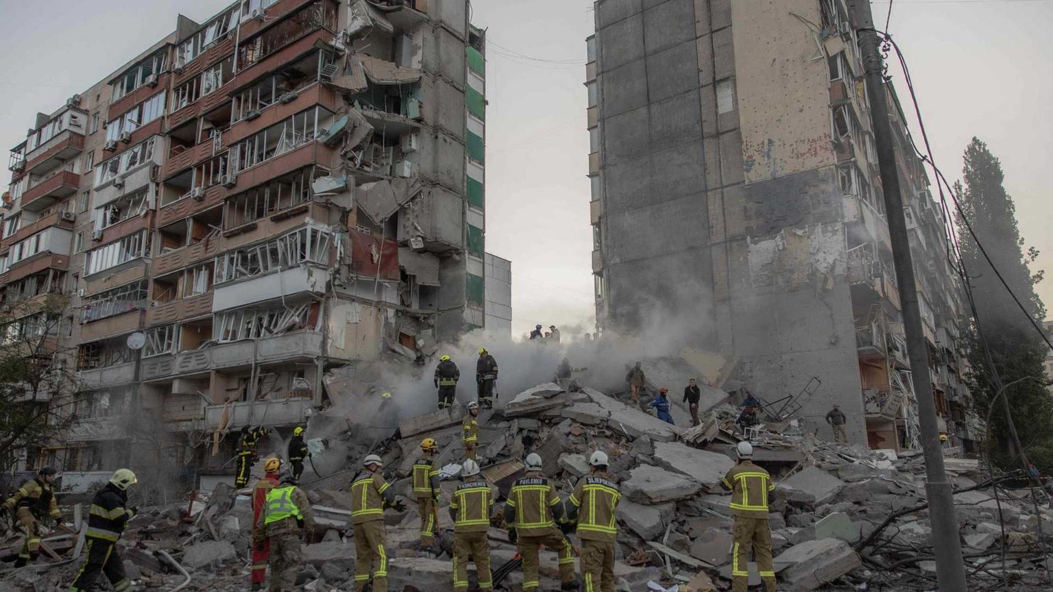 Ucraina, massiccio attacco russo su Kiev nella notte