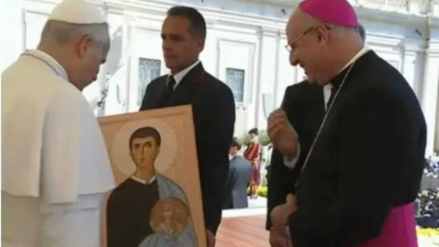 Piazza San Pietro, 8 aprile 2026: Leone XIV benedice l’icona di san Gerardo Maiella