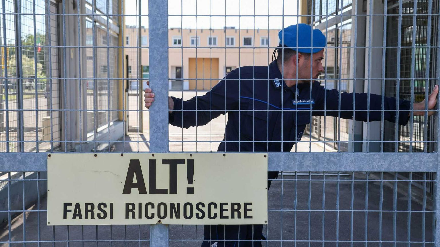 L'Italia non ha una strategia per contrastare il fantasma dell'estremismo