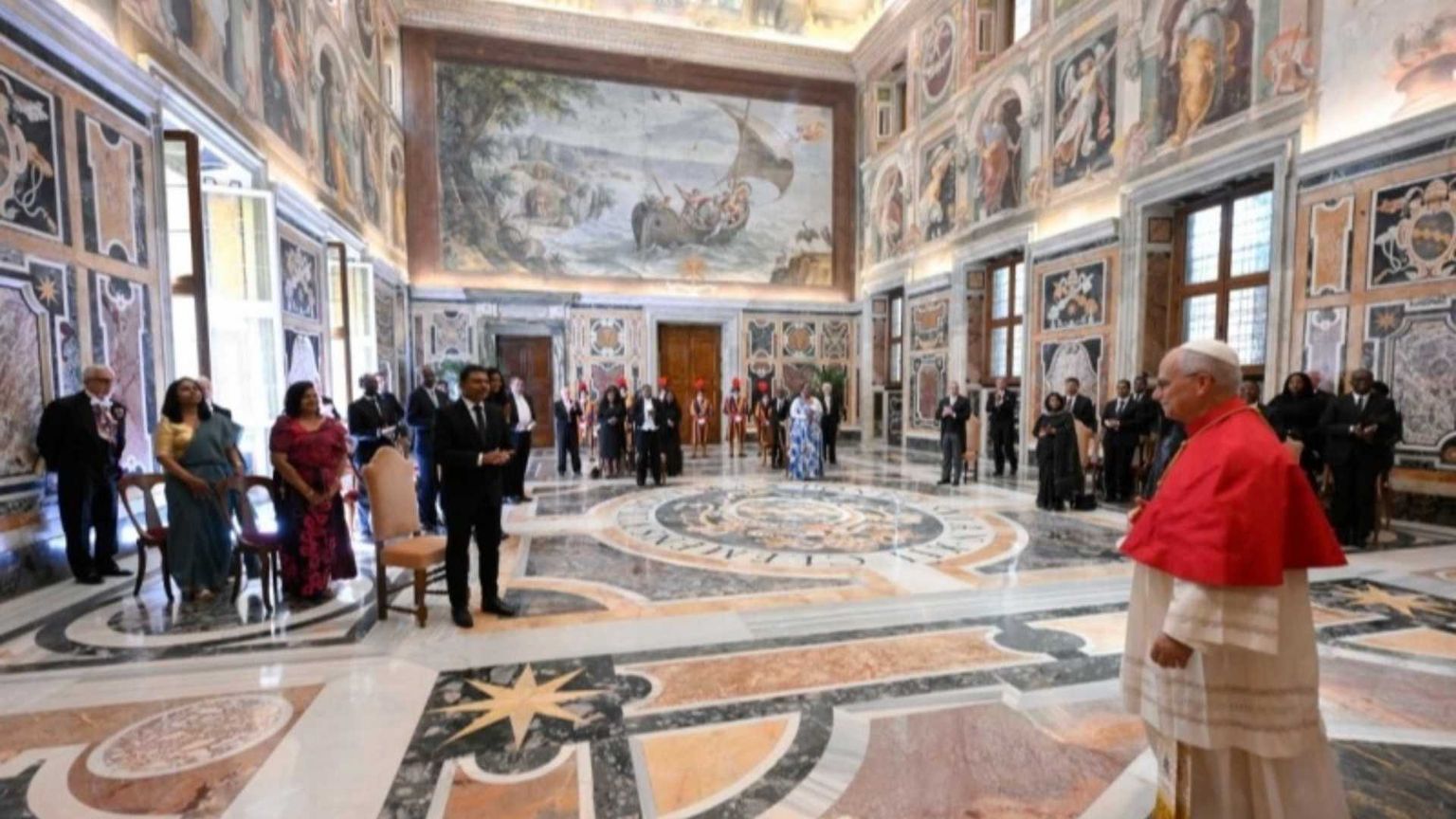 L'udienza del Papa agli ambasciatori di Sierra Leone, Bangladesh, Yemen, Rwanda, Namibia, Maurizio, Ciad e Sri Lanka / VATICAN MEDIA