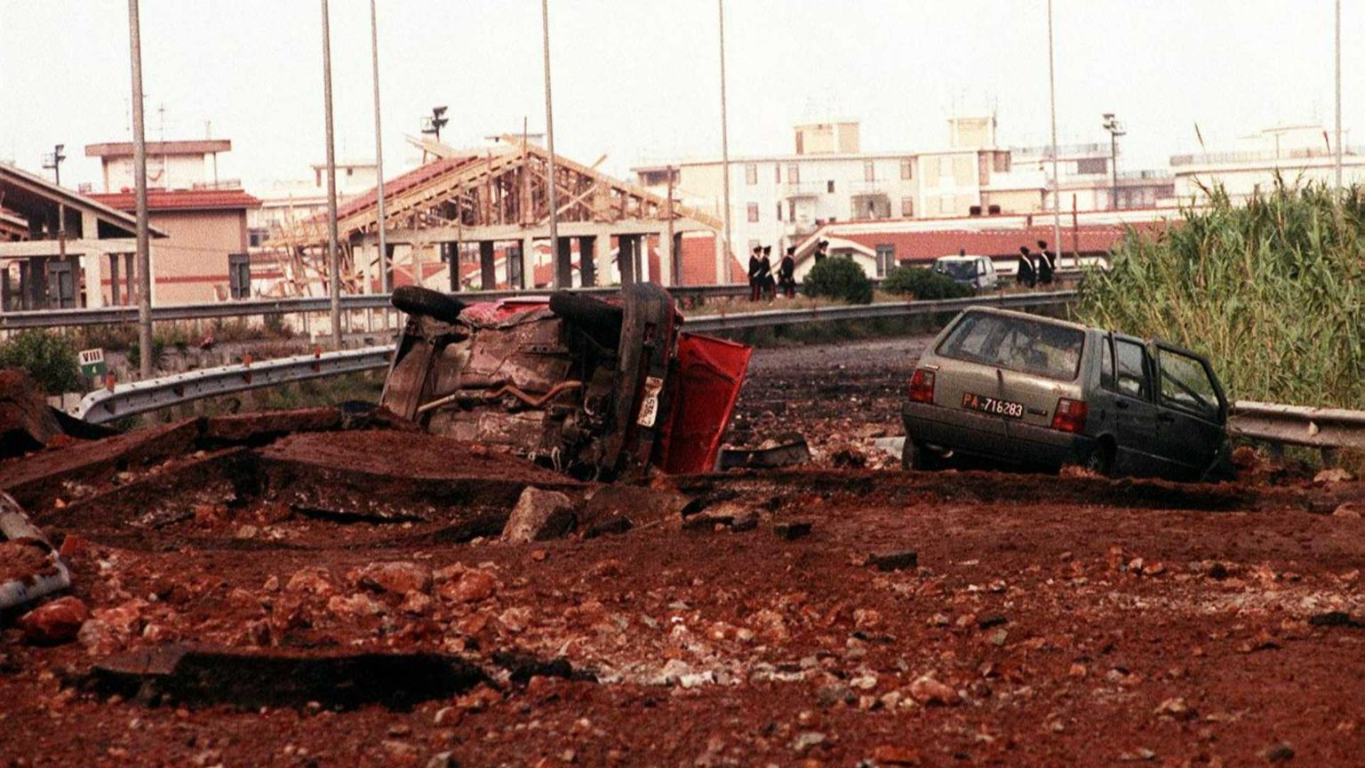 Mattarella: «La strage di Capaci ha segnato la nostra storia»