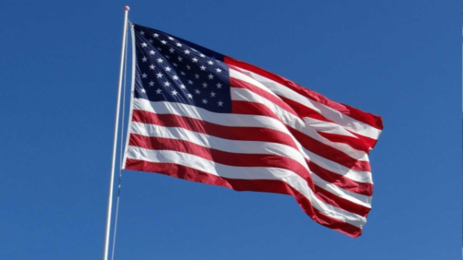 Gli Stati Uniti stringono sulla green card: ora si deve fare richiesta dal Paese d'origine