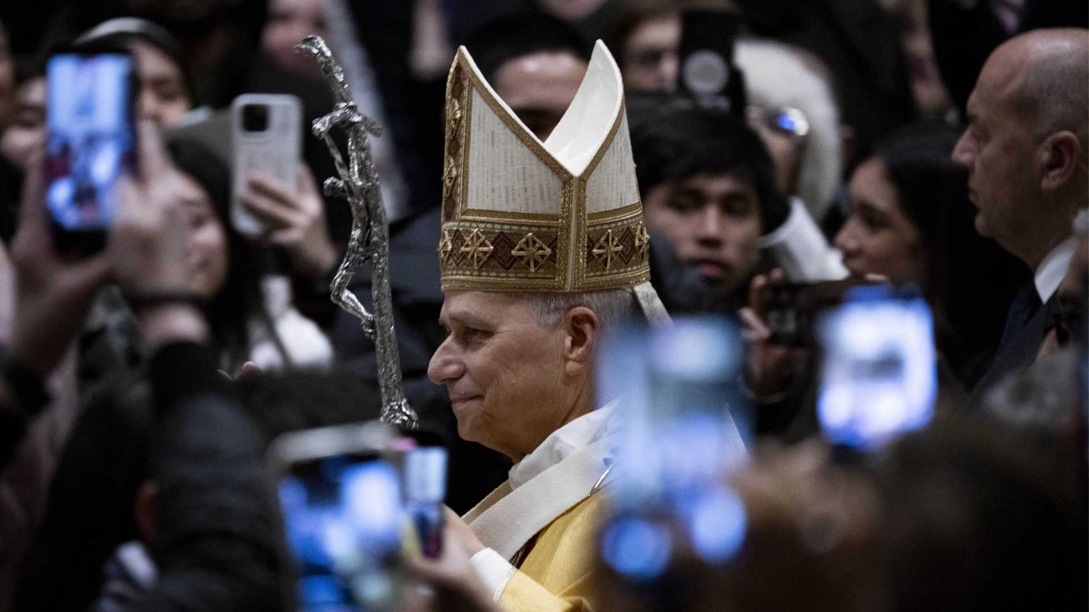 La prima enciclica del Papa: lavoro, guerra, informazione, “no” al potere degli algoritmi in mano a pochi che dominano l’umanità
