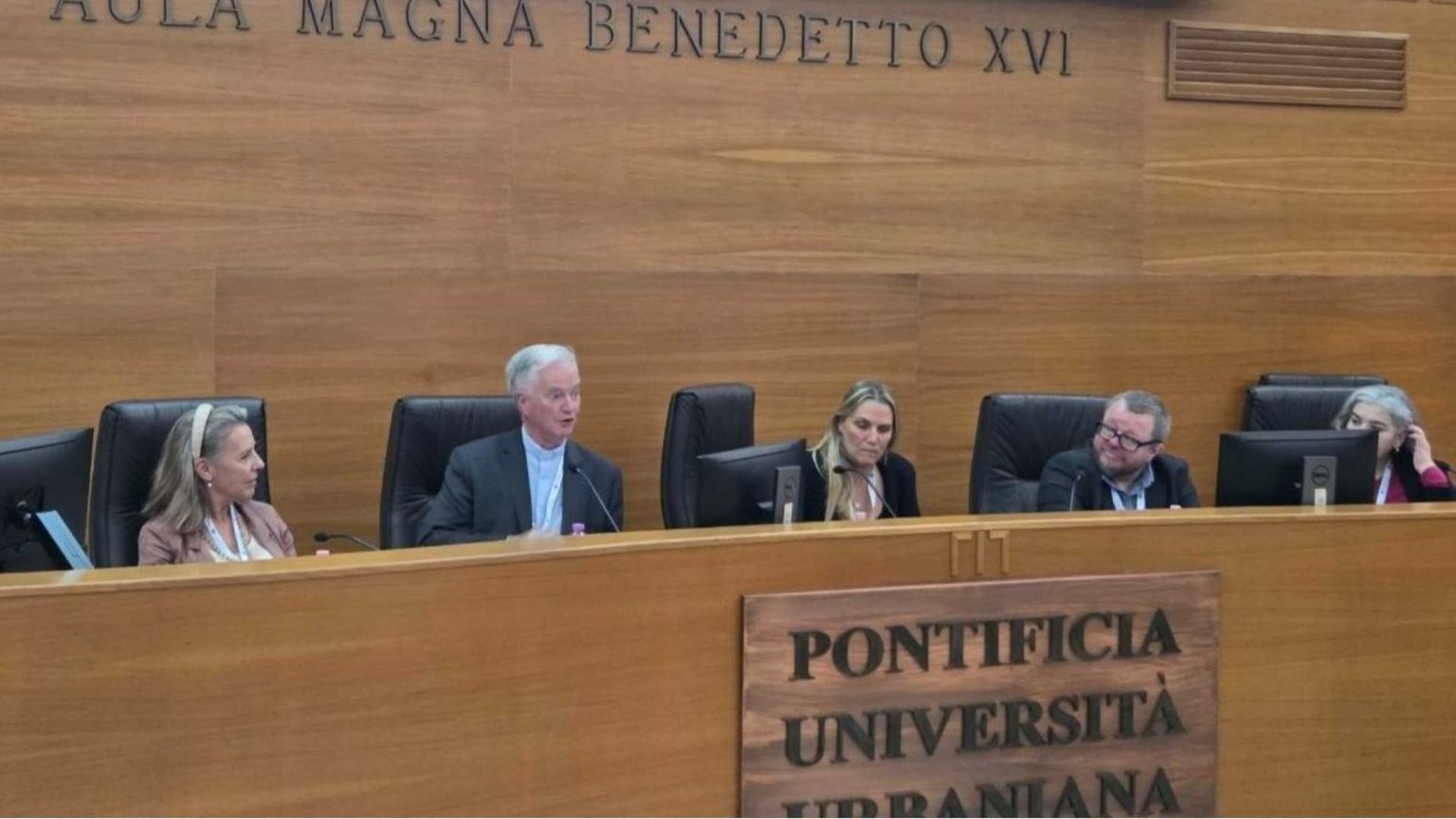 Magnifica Humanitas: l’IA e la deriva dell’esternalizzazione del pensiero