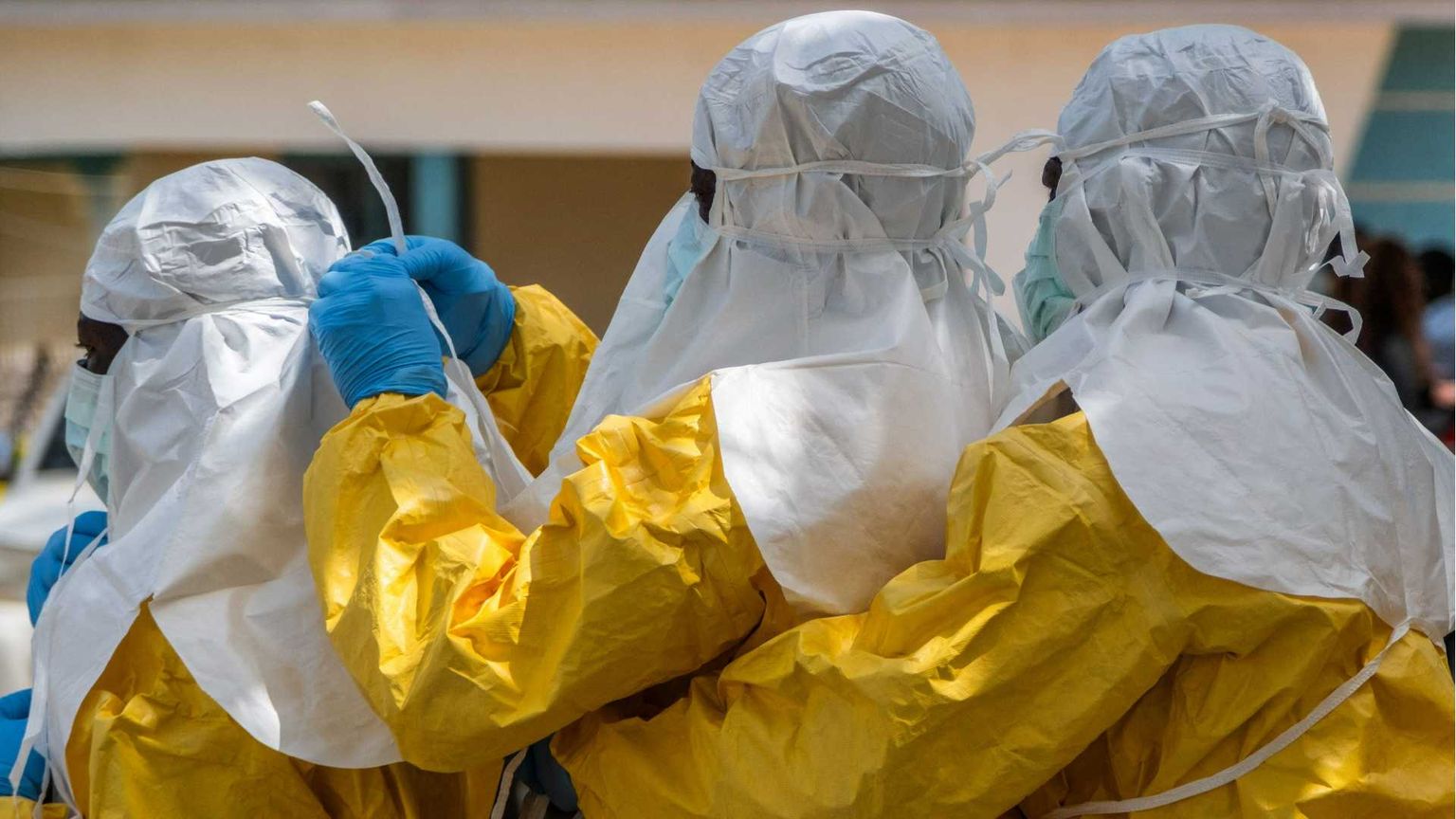 Medici in azione in Congo per arginare i contagi di Ebola