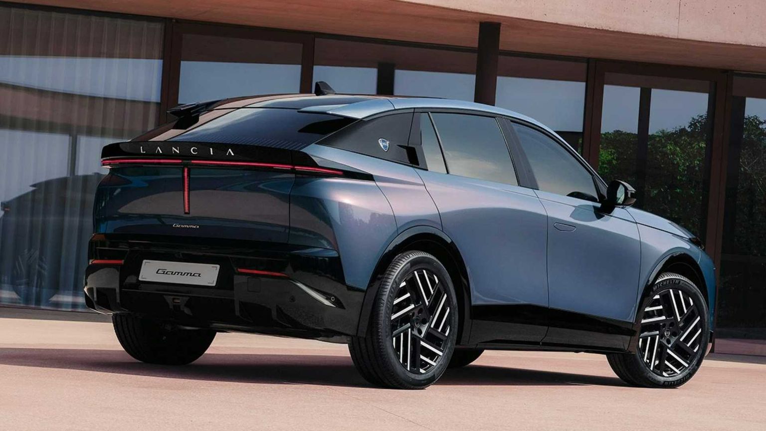 Il ritorno della Gamma, ecco come sarà l'ammiraglia italiana di Lancia