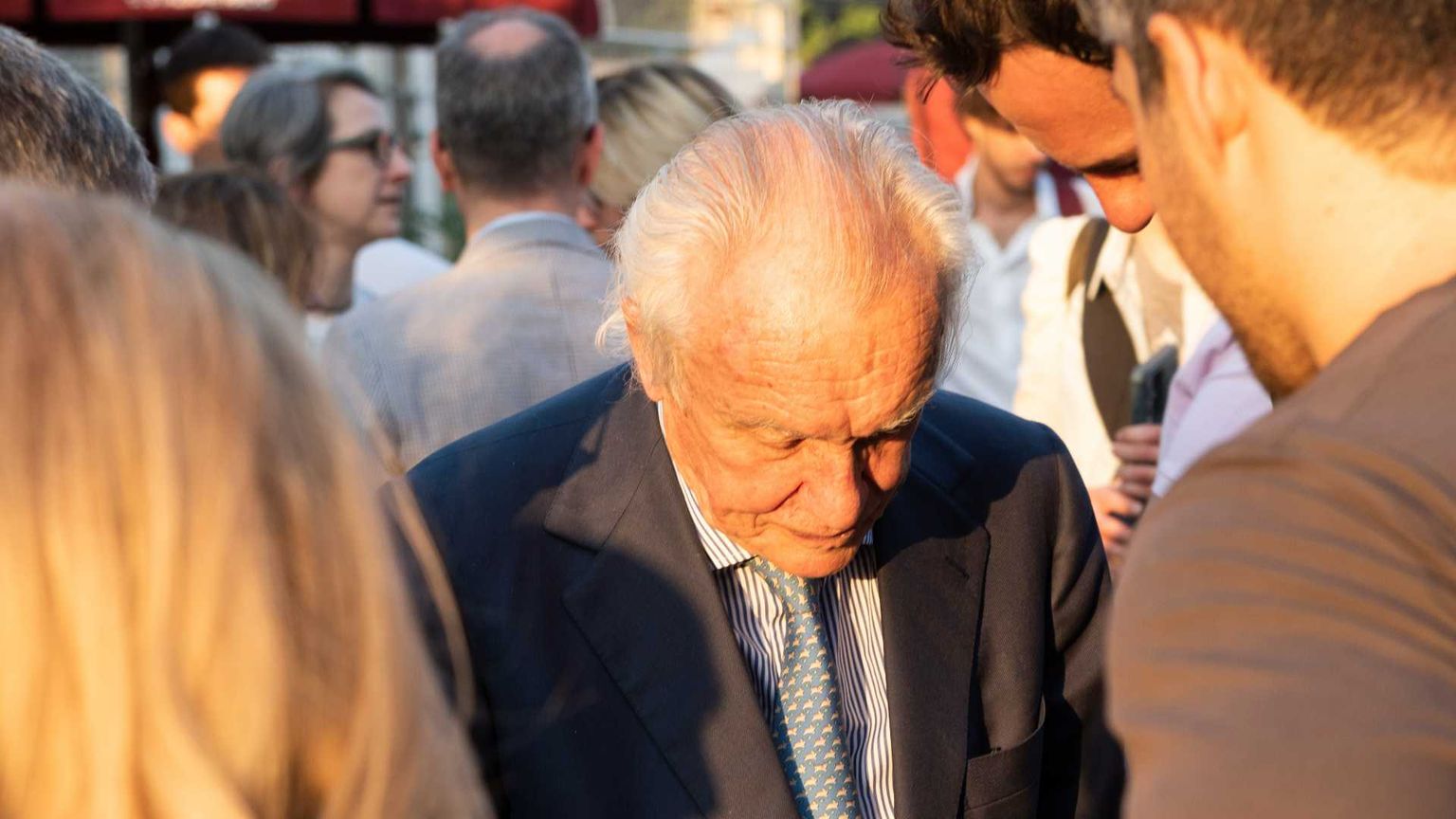 Bazoli: «Dio, il male e le domande dei giovani: ecco perché non si può fare a meno di credere»