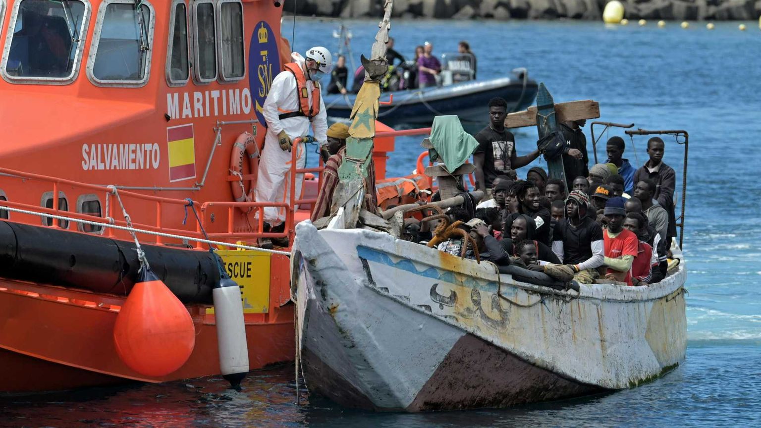 Dalle isole Canarie fino a Lampedusa: inizia il pellegrinaggio del Papa sulle rotte dei migranti