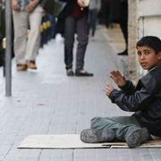 A Beirut in strada con gli sciuscià siriani