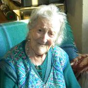 Compie 117 anni Emma, la donna più anziana del mondo