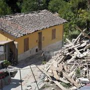 Terremoto nelle Marche, la beffa sfollati: in un anno 8mila in più