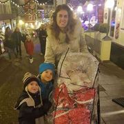 Lorenzo e la malattia degli occhi belli. La mamma: se tu lotti, io lotto