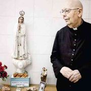 Padre Amorth e l'abbraccio di Maria