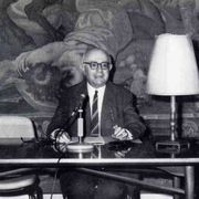 Adorno, all'Occidente serve più cultura critica