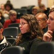 Tra giovani e politica confronto a due volti