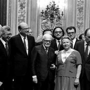 1983 - L'avanzata socialista, Craxi va al governo
