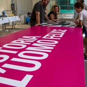 Saper dire «felicità» nel tempo della rabbia