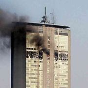 2002 - Schianto sul grattacielo Pirelli, Milano trema