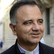 Viene un tempo di Sinodo, certo non di «supplenza»