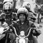 Il "don" che guida la moto: «È una pastorale di strada»