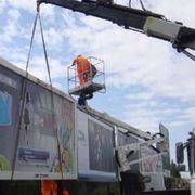 La comunicazione autolesionista dell’intolleranza anti-famiglia