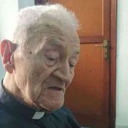 Don Airò e i suoi 70 anni di Messa: «Ho portato Paolo VI tra gli operai»