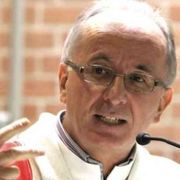 Il vescovo di Pinerolo: respiro da solo, miracolo del Signore e dei medici