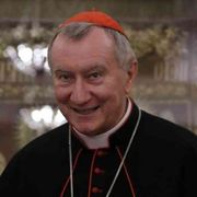 Parolin: «Ci ha aperto le porte di Cristo»
