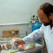 Giusto celebrare i camici bianchi nel giorno della morte di Carlo Urbani