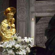 Sant'Antonio, 800 anni da frate. E le reliquie sorvolano Vo'